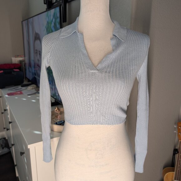 Sweater - Picture 1 of 2